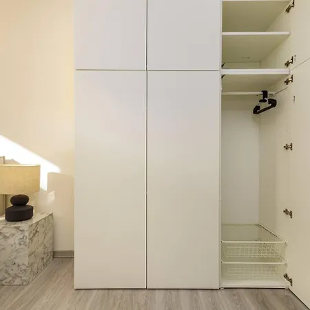Spacious Artistic - 15 Min To Center Apartamento